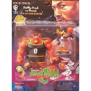  Space Jam Daffy Duck Vs Pound Toys & Games