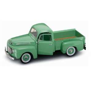 1948 Ford F 1 Truck 1/18 Green Toys & Games