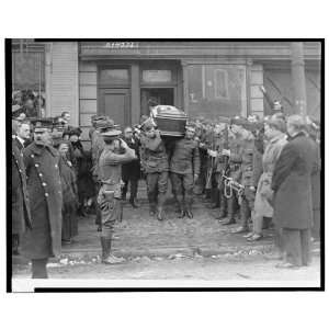    Body of Monk Eastman,soldier,honor guard,1920