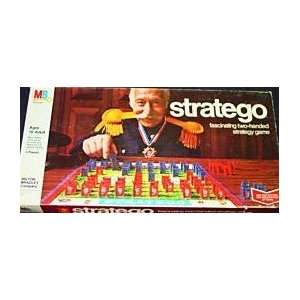  VINTAGE STRATEGO 1970 Strategy Game #4916 