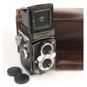 Vintage Yashica 635 TLR Camera 