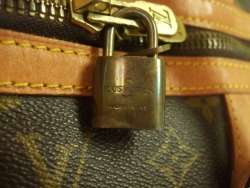 LOUIS VUITTON Monogram Sac Souple 55 vintage travel bag Authentic Lock 