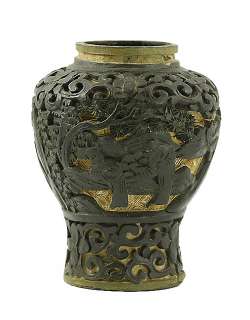 CHINESE 18TH CENTURY TWO COLOR CARVED CINNABAR VASE  