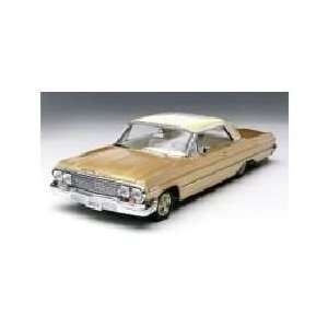  #2176 Revell 63 Chevy Impala SS Lowrider 2n 1 1/25 Scale 