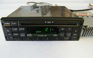 80S 90S MUSTANG GT F150 RADIO CD AM/FM AMP BRONCO T BIRD COUGAR 