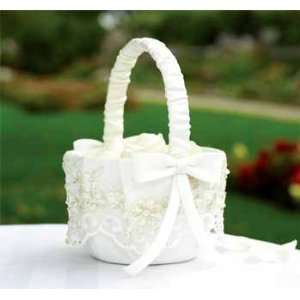  New   Vintage Charm Flower Basket by WMU