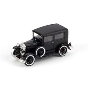  1/50 Die Cast 1931 Ford Model A Sedan, Black Toys & Games