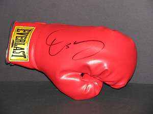 OSCAR DE LA HOYA The Golden Boy Signed Everlast Boxing Glove   Auto 