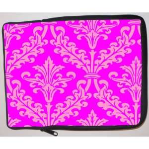 com Magenta Pink Color Damask Design Laptop Sleeve   Note Book sleeve 