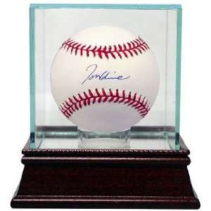  Tom Glavine signed Official Major League Baseball w/ Glass 