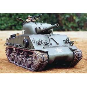  Tamiya   1/16 M4 Sherman Tank 105mm Kit (R/C Cars) Toys 