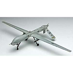  Platz 1/72 MQ1A Predator USAF Unmanned Aircraft Kit Toys 