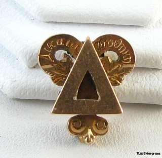 Vintage DELTA UPSILON   Fraternity 14k Yellow Gold Custom Badge PIN 