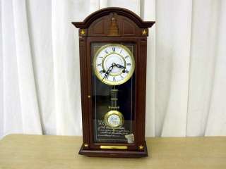   Constitution of USA 200th Anniversary Clock w Pendulum Key  