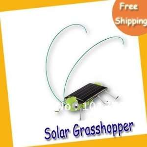   solar power robot insect bug locust grasshopper toy kid Toys & Games