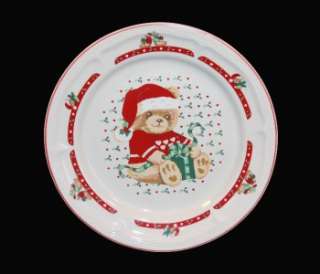 TIENSHAN Christmas Theodore Bear w/Present Dinner Plates VHTF Design 