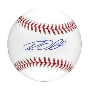  Roy Oswalt Autographed Ball   Tri Star