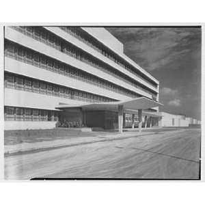 Photo Esso Building, Baton Rouge, Louisiana. General view I 1950 