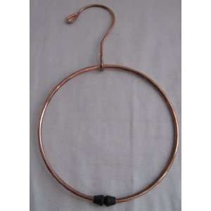 Metal Ring Shaped Belt Caddy