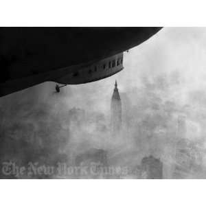  Zeppelin Over Manhattan   1924