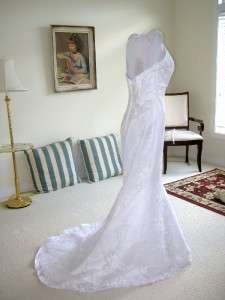 BEAUTIFUL Cosmobella Bridal Demetrios White Lace Net Sheath Wedding 