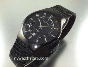 Mens Skagen Mesh Titanium Slimline Thin Watch 233XLTMB  