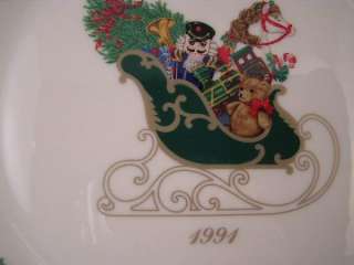 LENOX ANNUAL HOLIDAY COLLECTORS PLATE 1991  