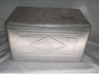 Old Vtg WESTERN FIELD Gun Aluminum Cooler Ice Chest Box Advertising 