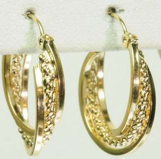 This is a great pair of earrings that would make a nice addition to 