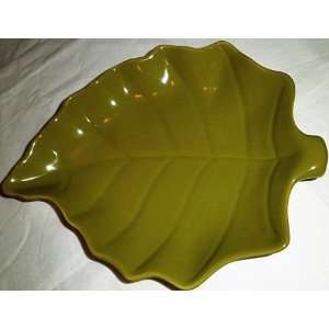 Bia Ceramic Leaf Shaped Salad Plates in Olive Green (4/set)  
