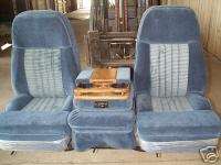 73 87 CHEVY/GMC 40/20/40 BLUE CLOTH BUCKET SEATS  