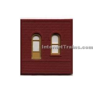  Level Brick Wall w/Arched Window & Entry (4 per pack) Toys & Games