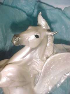 Breyer Horses 2007 Mystical Pearl Pegasus Treasure Hunt Prize Silver 