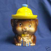 Vintage Cookie Jar Cat with Cute Hat. Nice old colllectable  