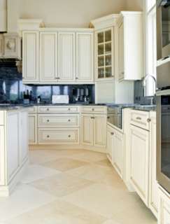 How to Choose Cabinet Handles for Your Kitchen  