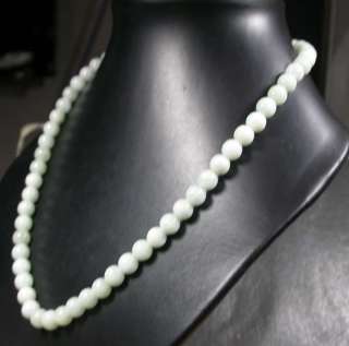 White 100% Natural A JADE Jadeite Bead Necklace 631869 ** It is 18 