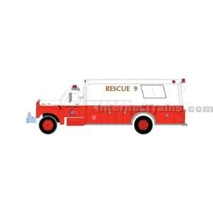   Ready to Roll Mack B Fire Rescue Truck   County Fire #9 Toys & Games