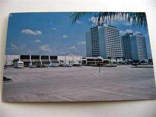 Sheraton Twin Tower Hotel Orlando Florida Motel Postcard  