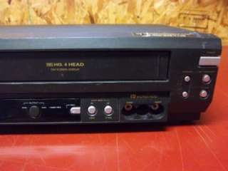   Video Cassette Recorder VCR / DVD Player Combo 053818111291  