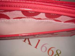   signature tote diaper wallet f16554 f43811 coach signature c pattern