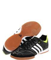 soccer shoes 