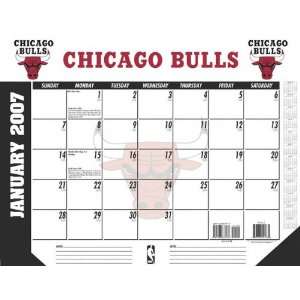  Chicago Bulls 22x17 Desk Calendar 2007
