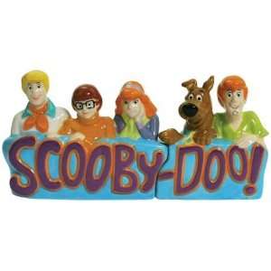  Westland Giftware Scooby Doo Gang Salt and Pepper Shakers 
