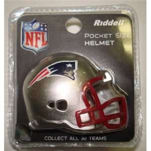  New England Patriots Riddell Revolution Pocket Pro Football 