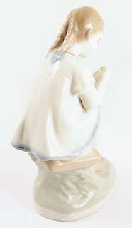 SEWING GIRL Soviet Porcelain Figurine 50s  