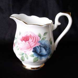 IMPERIAL FINE ENGLISH CHINA Pat.#637 CREAMER, England  