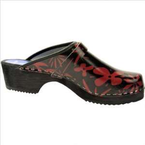  Cape Clogs 13221119 Womens Ikebana Size 5, Color Black 