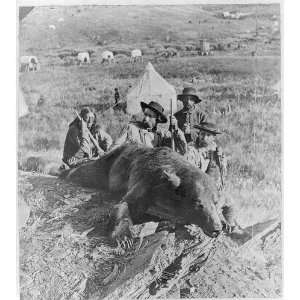  George Armstrong Custer,1839 1876,posed,bear he killed 