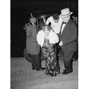  [ca. 1937] John L. Lewis & family getting out of car