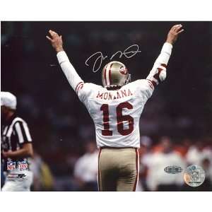 Joe Montana San Francisco 49ers   SB XXIV Arms Raised   Autographed 